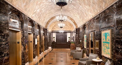 Hilton New Orleans/St. Charles Avenue
