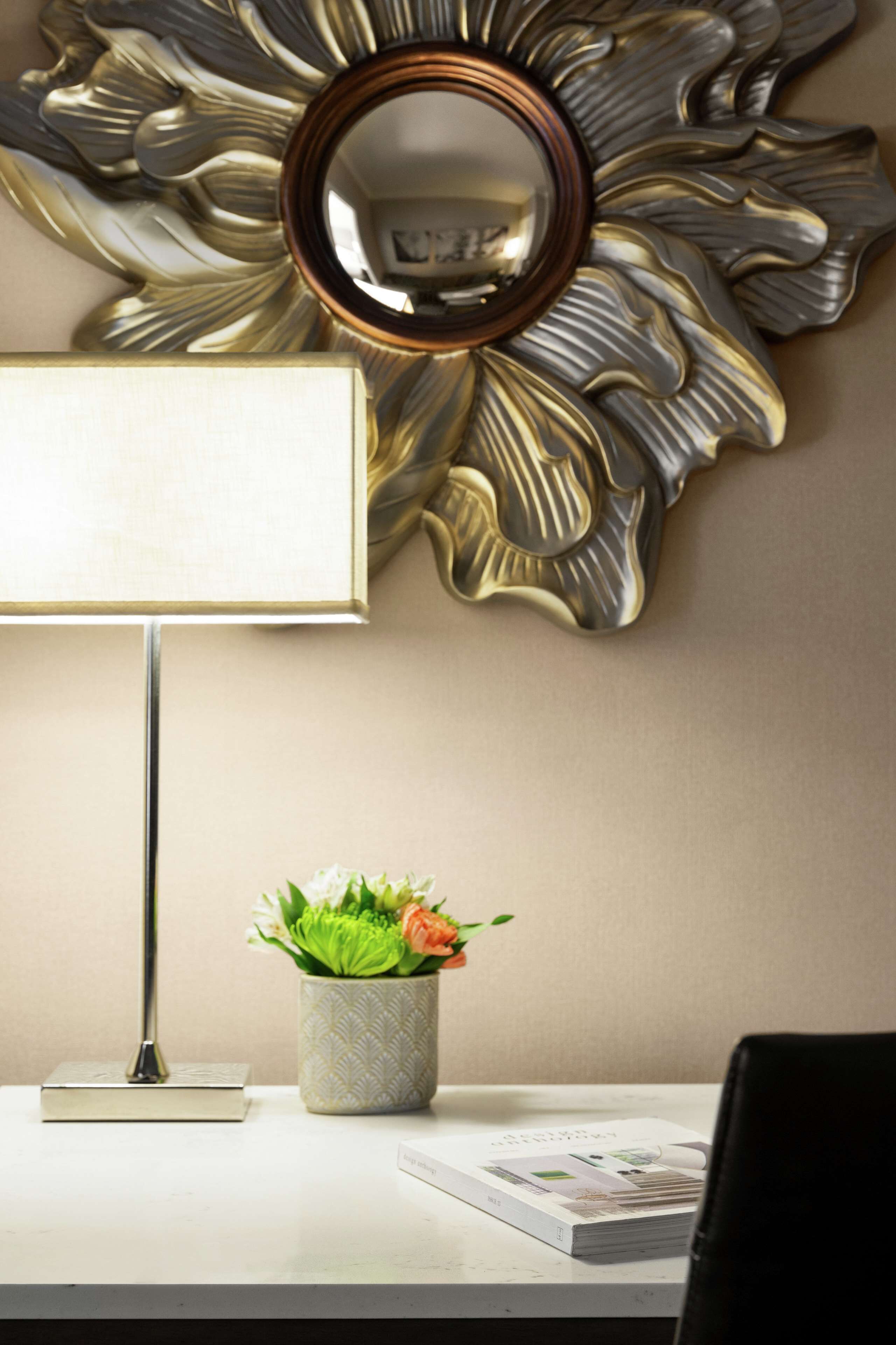 suite, 1 king bed | 1 bedroom, premium bedding, in-room safe, desk