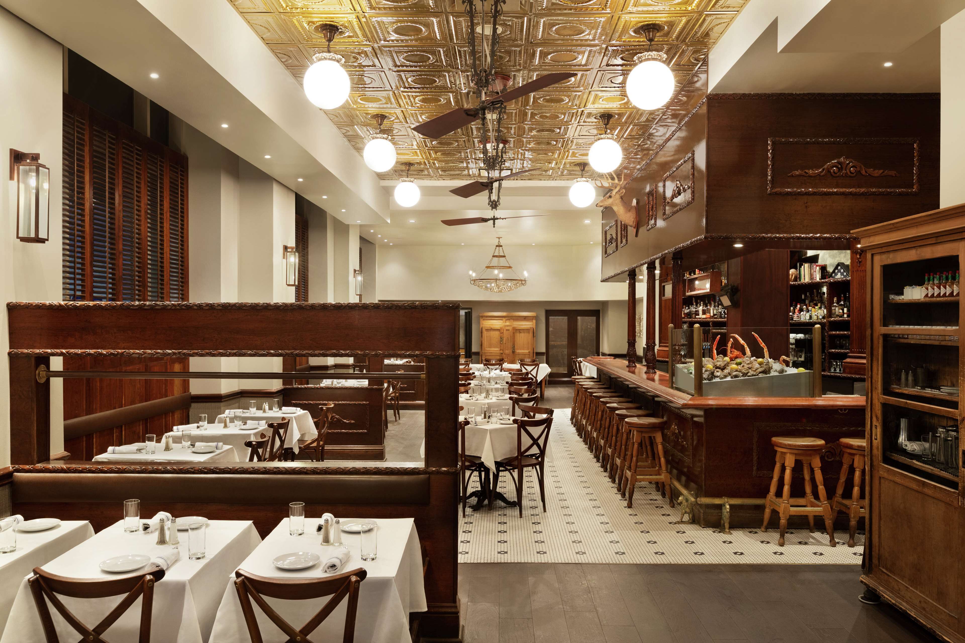 Photo - Hilton New Orleans / St. Charles Avenue