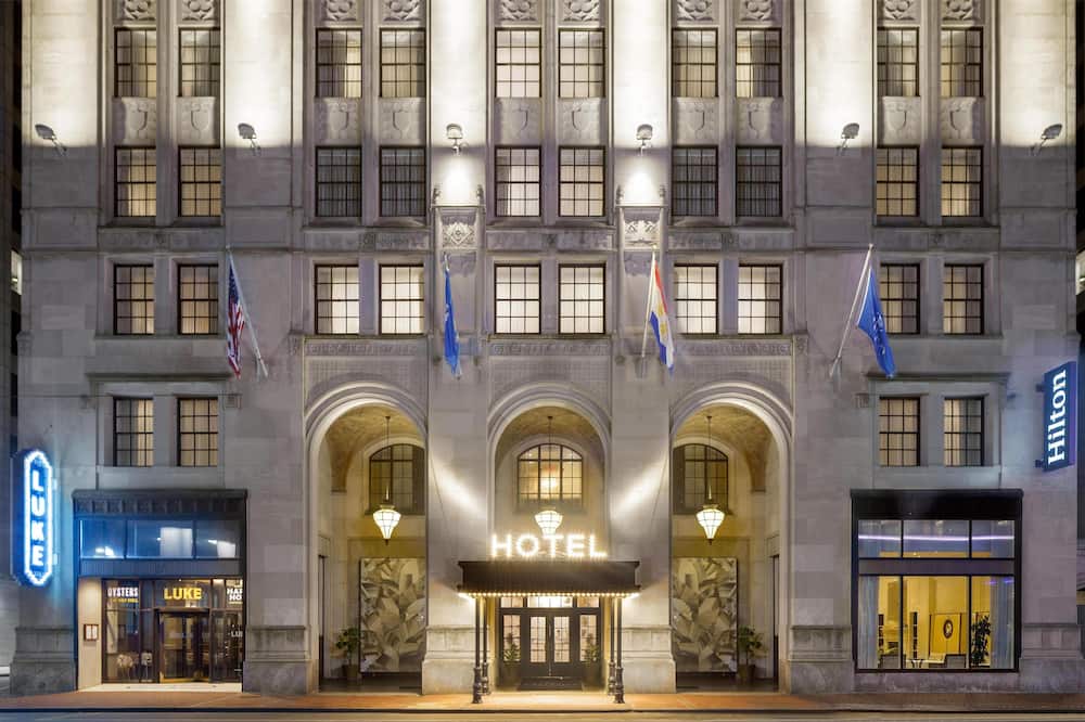 Hilton New Orleans/St. Charles Avenue
