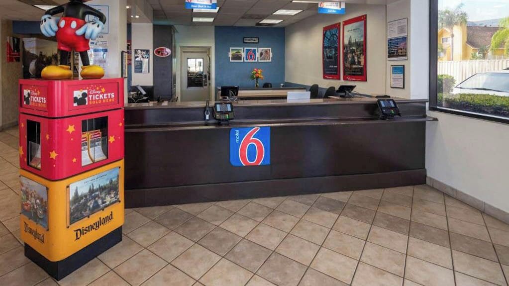 Foto - Motel 6-Anaheim, CA - Maingate