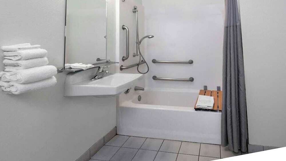 Photo - Motel 6-Anaheim, CA - Maingate