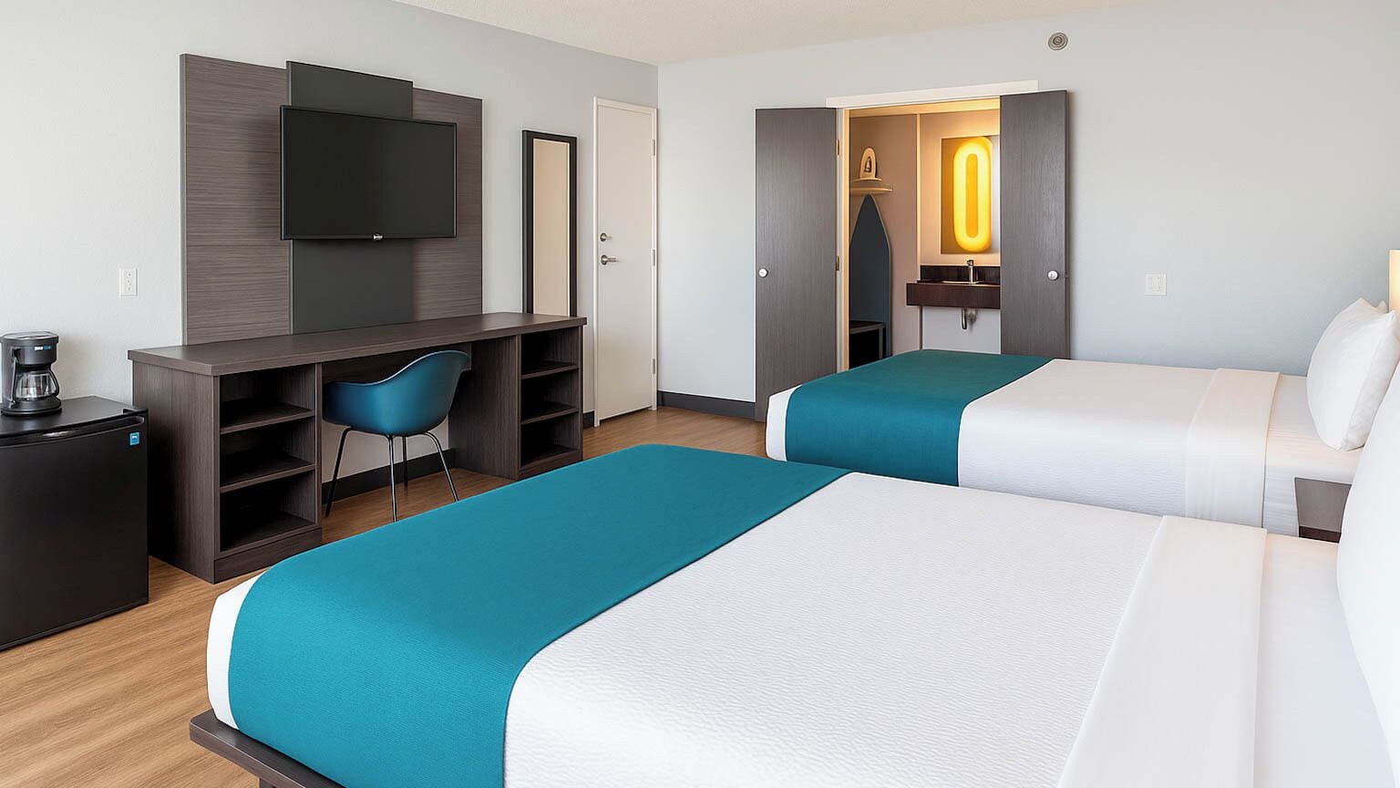 办公桌、熨斗/熨板、免费 WiFi、床单