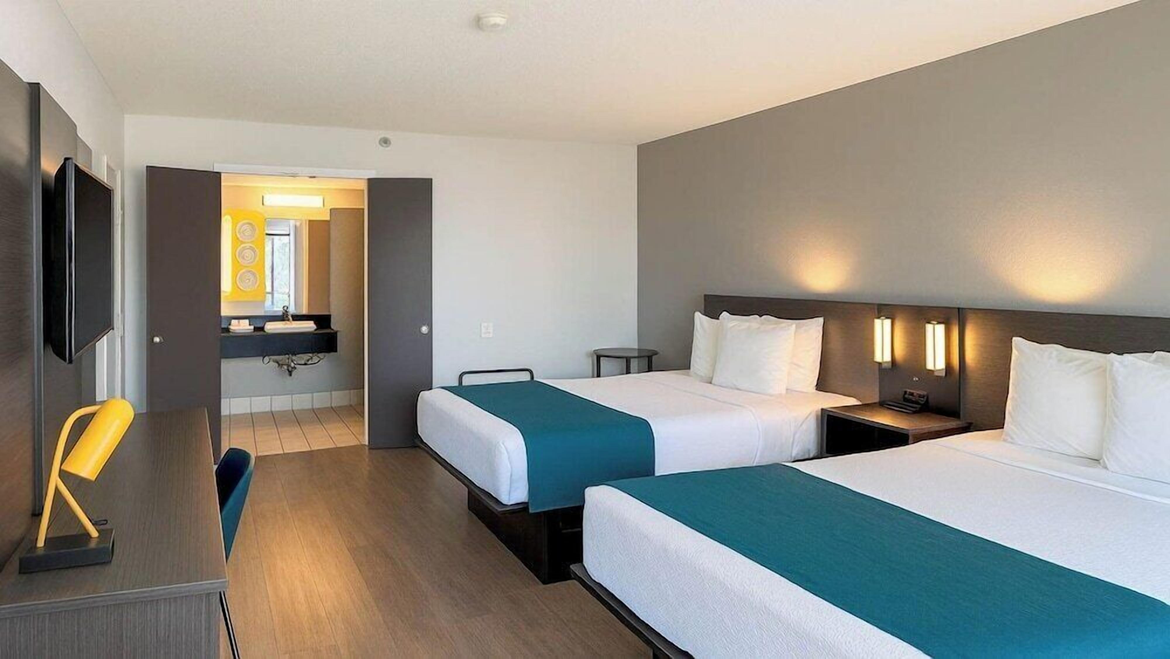 Photo - Motel 6-Anaheim, CA - Maingate