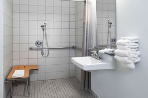 Artículos de higiene personal gratuitos, toallas, jabón y champú