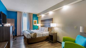 Surmatelas, bureau, fer et planche à repasser, Wi-Fi gratuit