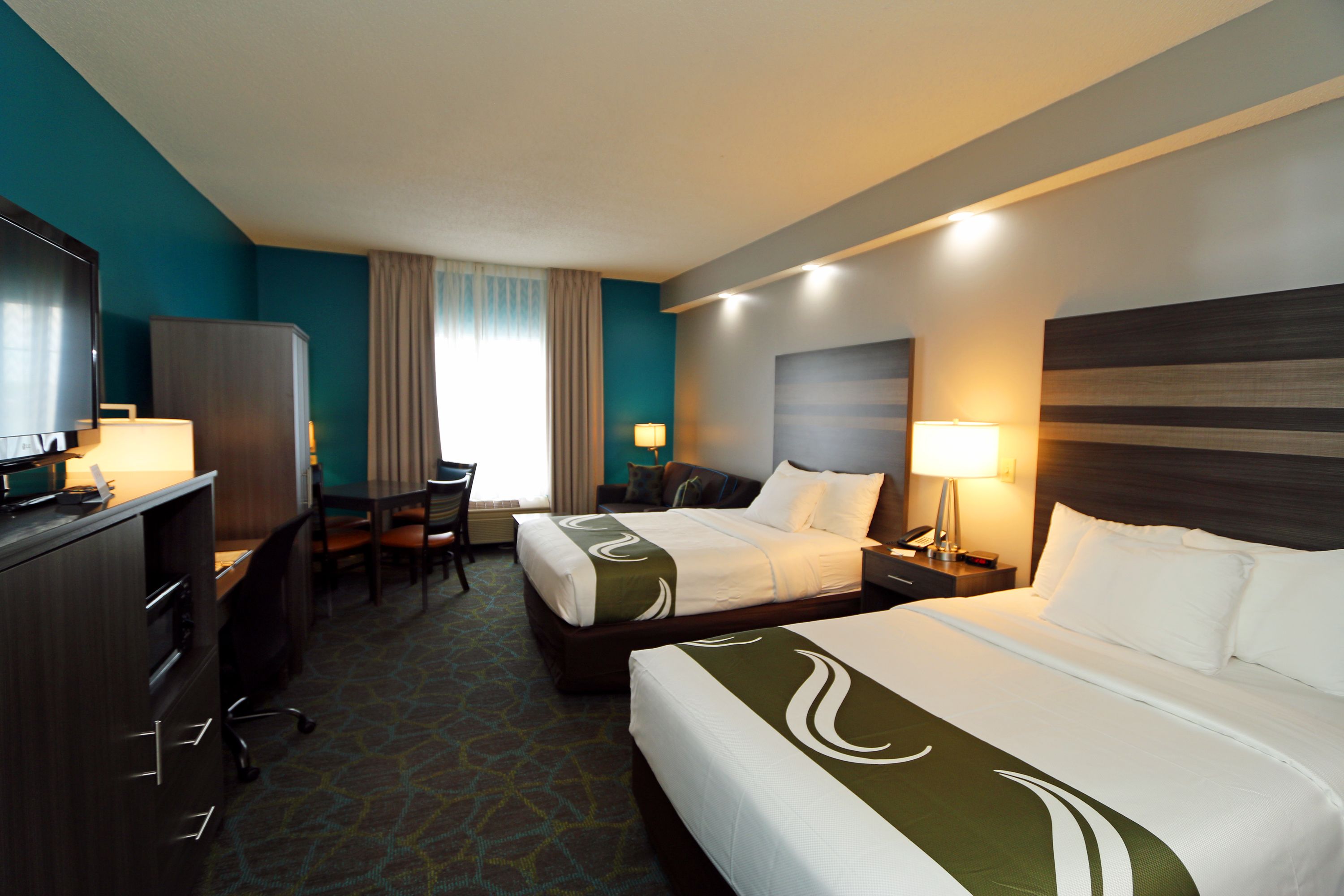 standard double room, 2 double beds, non smoking | pillow-top beds, desk, iron/ironing board, free wifi