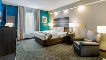 Rom, 1 kingsize-seng, tilgjengelighetstilpasset, ikke-røyk | Senger med overmadrass, skrivebord og strykejern/-brett