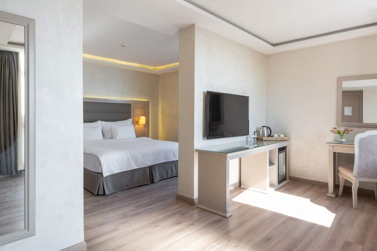 Habitación Deluxe doble, vistas al mar | 2 dormitorios y ropa de cama de alta calidad