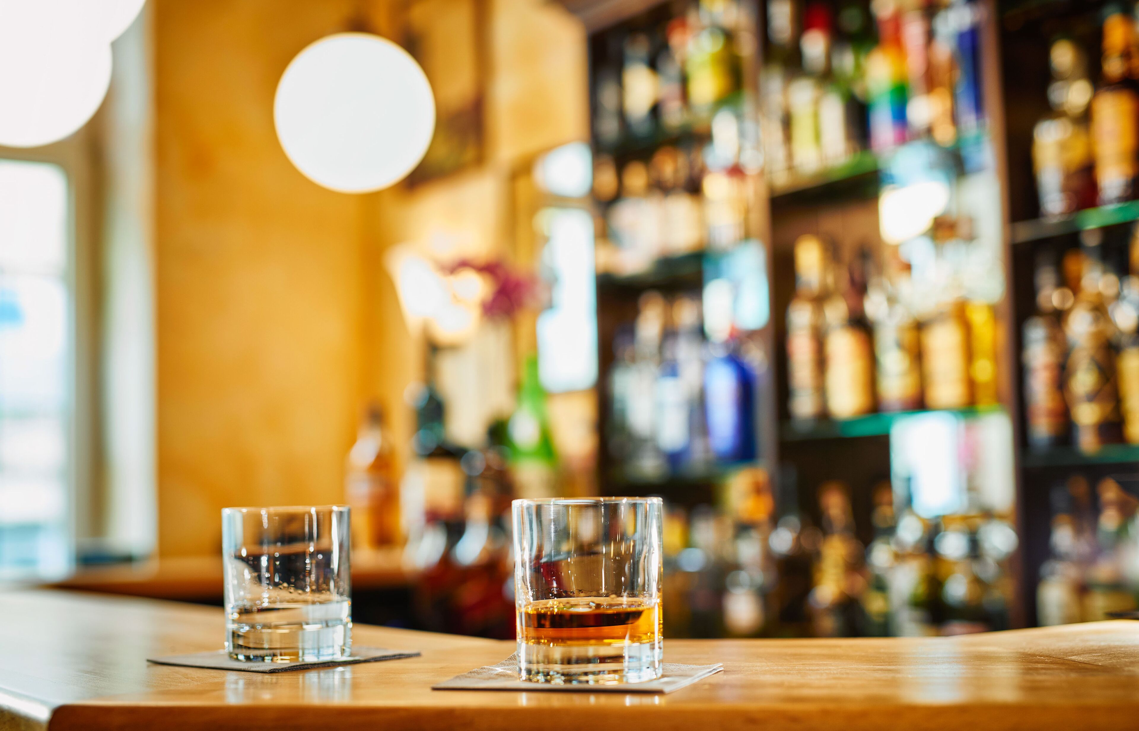 Bar (in der Unterkunft)