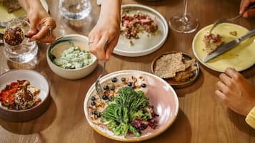 Mittagessen, Abendessen und Brunch