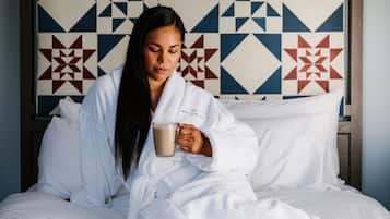 Literie hypoallergénique, coffres-forts dans les chambres