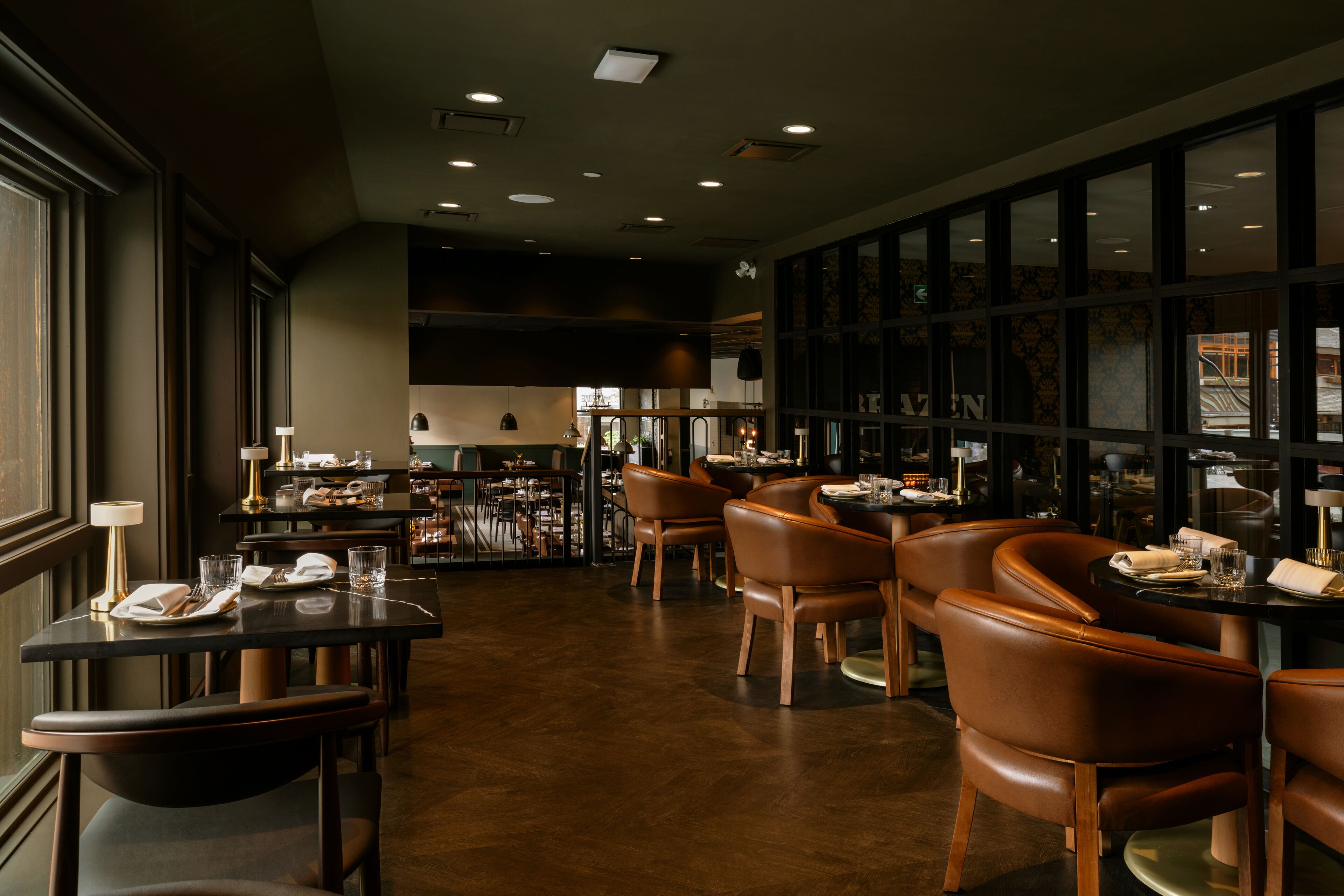 lunch, dinner, brunch served; american cuisine