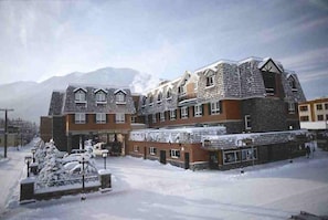Snow and ski sports - Mount Royal Hotel (Banff)