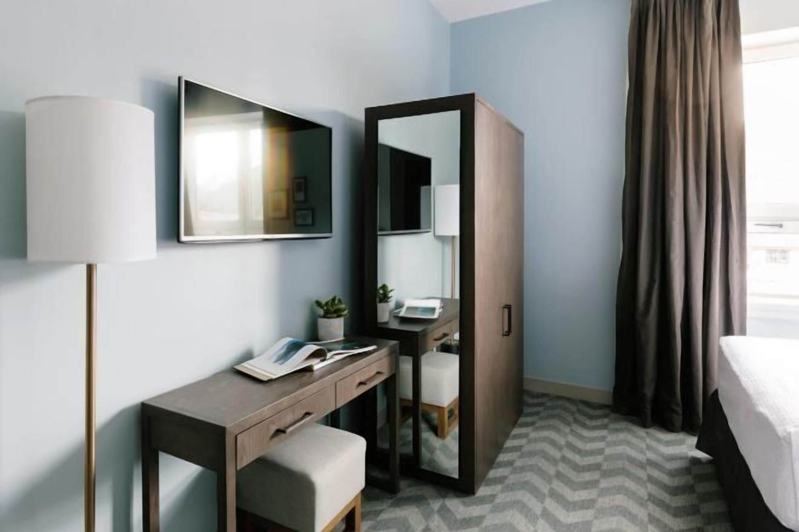 Hypo-allergenic bedding, in-room safe, iron/ironing board