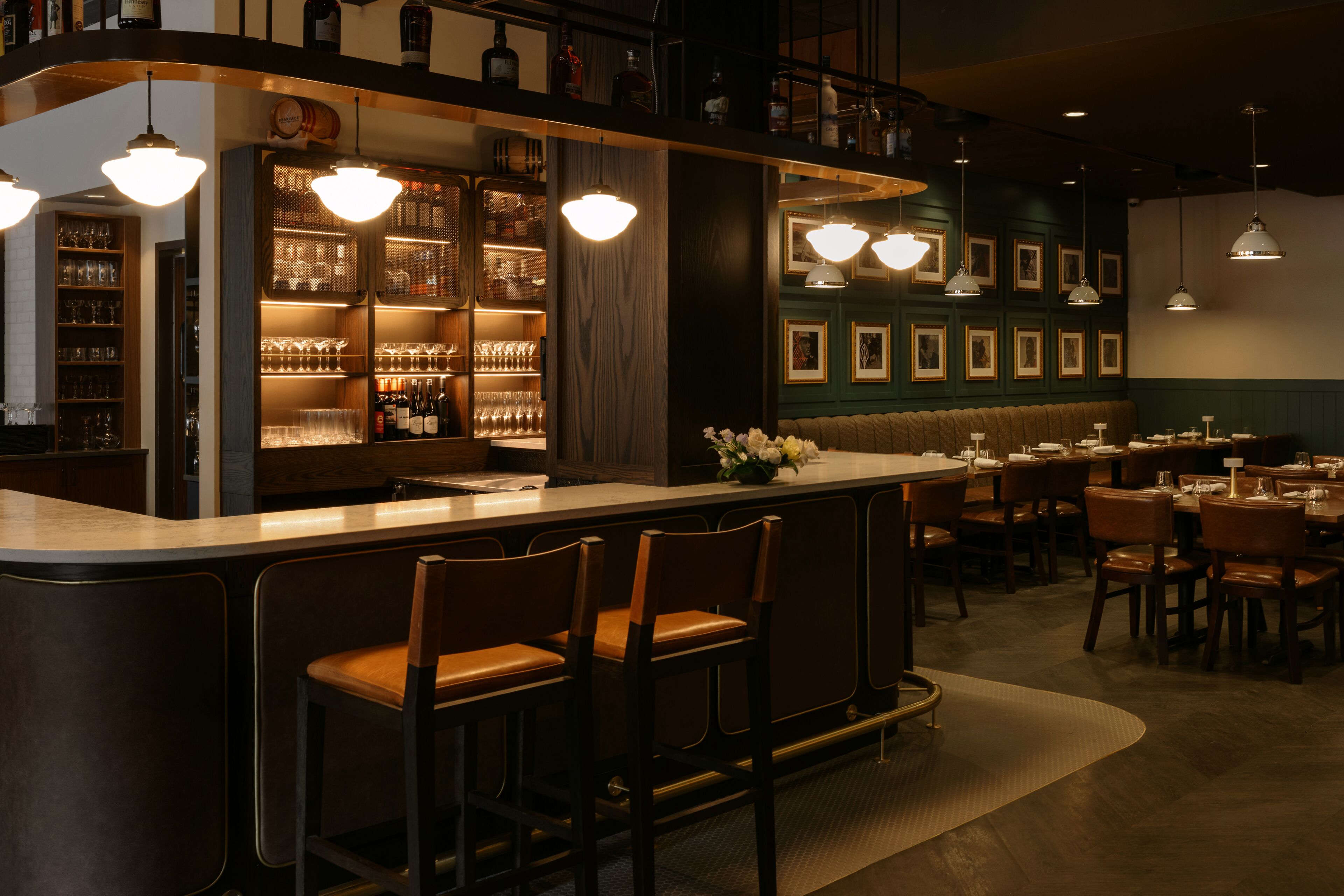 lunch, dinner, brunch served; american cuisine