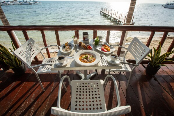 Breakfast, lunch and dinner served