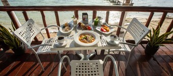 Ocean View Cancun Arenas