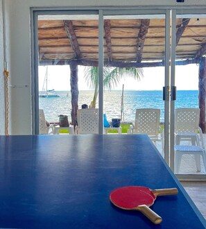 50-inch flat-screen TV with cable channels, TV - Ocean View Cancun Arenas (Cancun)