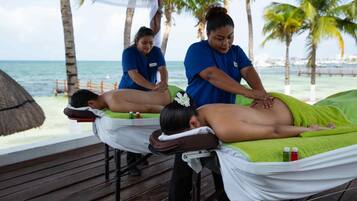 Massages sur la plage, gommages corporels