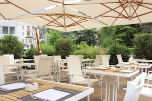 Café da manhã, almoço e jantar