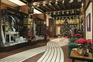 Hallway - Grand Hotel Trento (Trento)