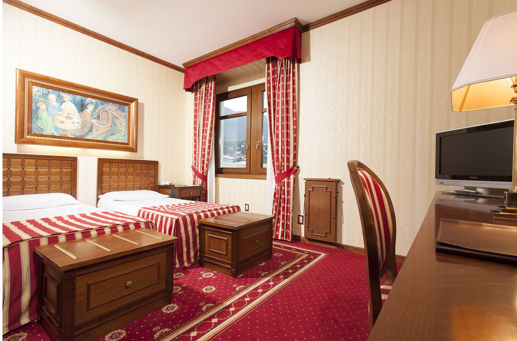 Ropa de cama de alta calidad y minibar 