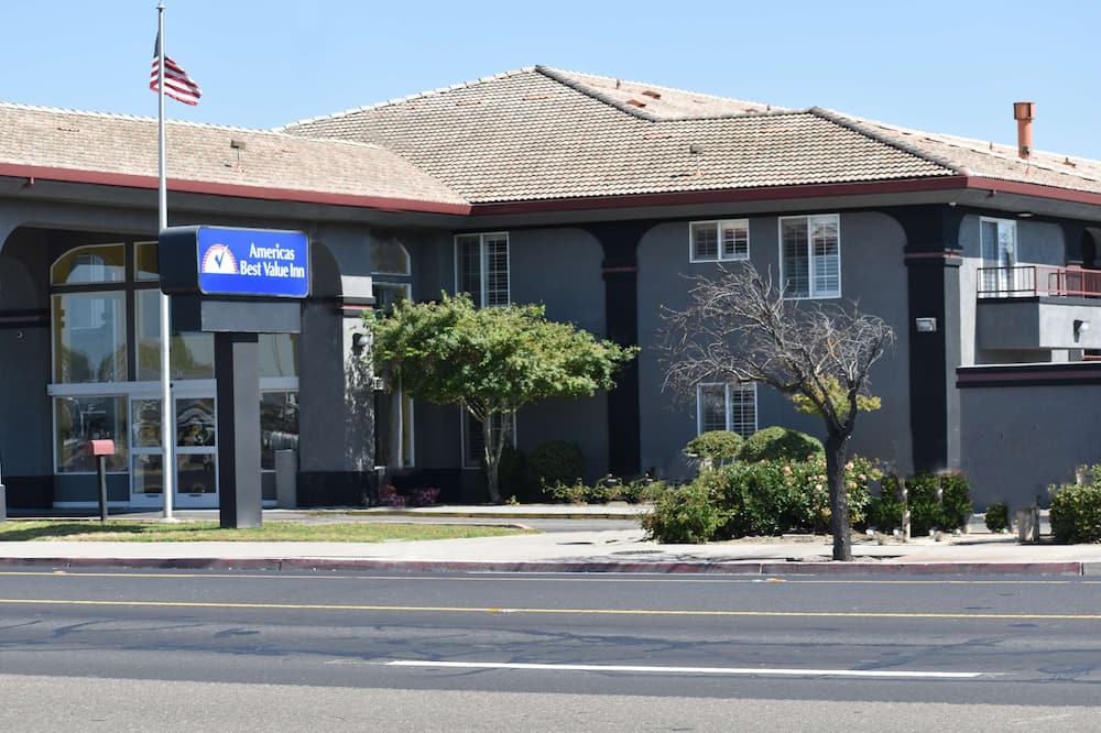 Baymont by Wyndham Manteca