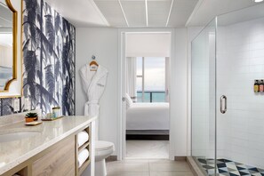 Combined shower/tub, designer toiletries, hair dryer, towels - Cadillac Hotel & Beach Club, Autograph Collection (Miami Beach)