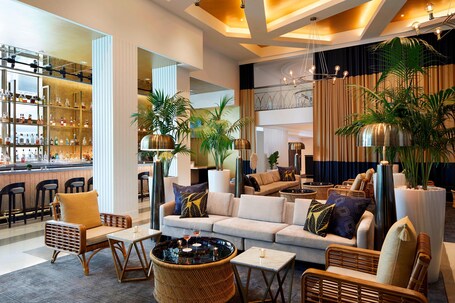 Cadillac Hotel Beach Club, Autograph Collection - Image 5