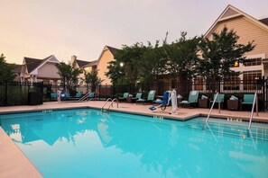 Seasonal outdoor pool