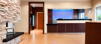 Fairfield Inn & Suites Lansing West