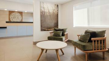 Lobby-Lounge