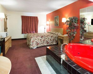 In-room safe, iron/ironing board, cribs/infant beds, rollaway beds - Econo Lodge Jonesboro - Atlanta South (Jonesboro)