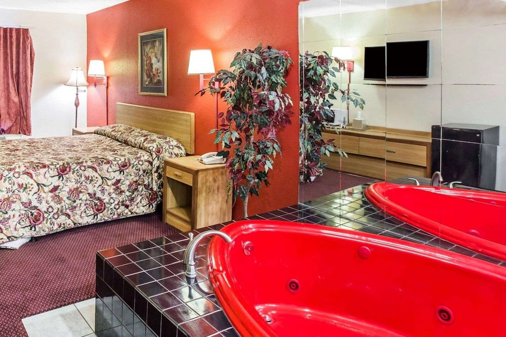 Econo Lodge Jonesboro - Atlanta South