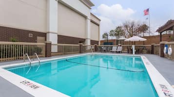 Seasonal outdoor pool