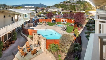 Seasonal outdoor pool, free pool cabanas, pool umbrellas