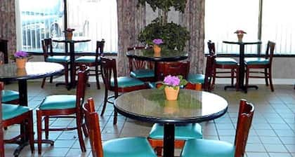 Clarksville Inn