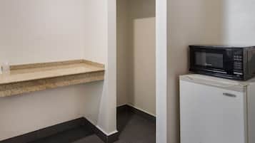 Blackout curtains, free WiFi, bed sheets