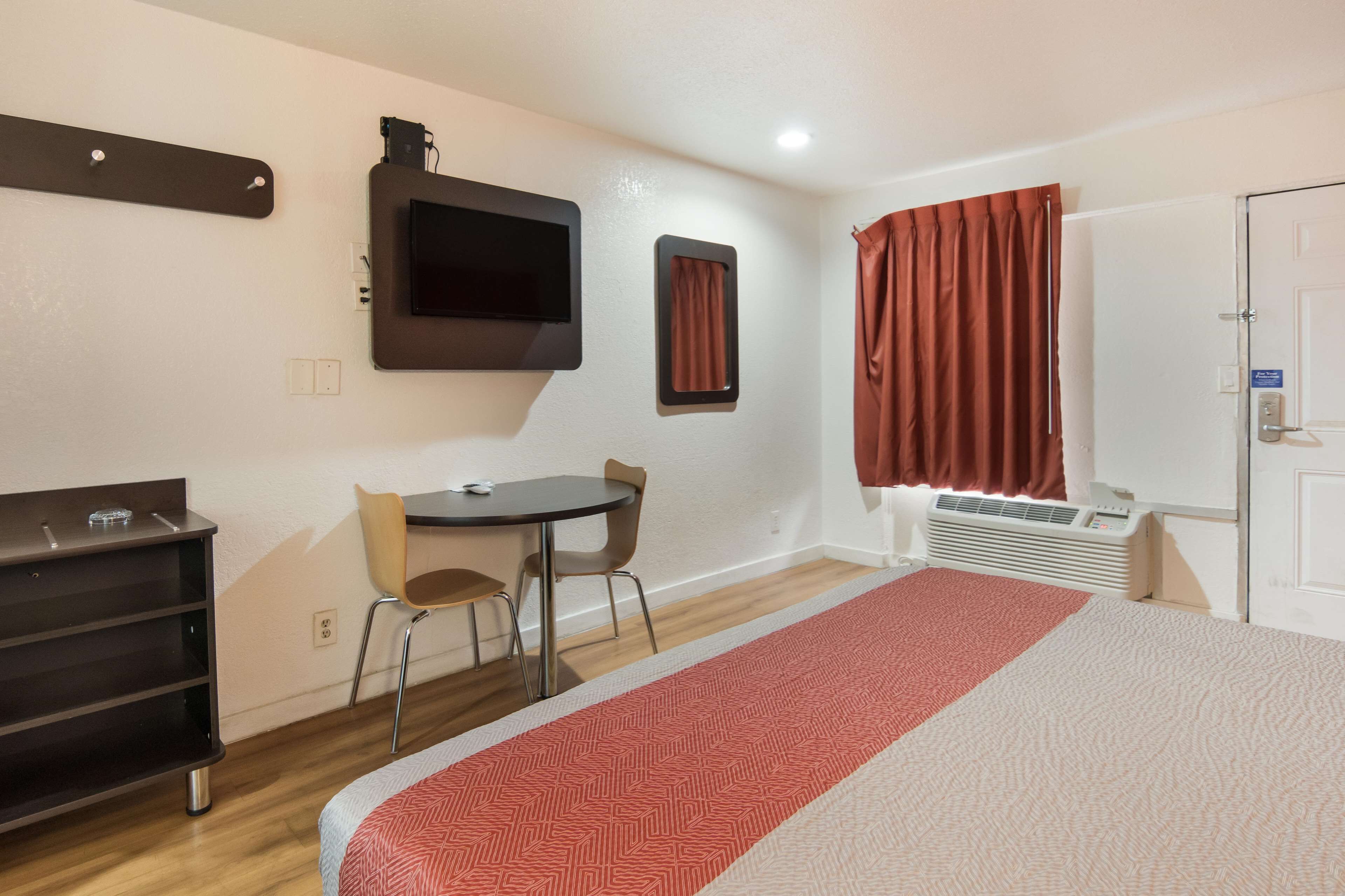 Foto - Motel 6-Fort Worth, TX - Seminary