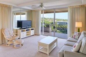 Suite, 1 Bedroom, 2 Bathrooms, Ocean View | Premium bedding, in-room safe, individually decorated