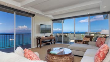 Penthouse, 2 Bedrooms, Oceanfront | Premium bedding, in-room safe, individually decorated