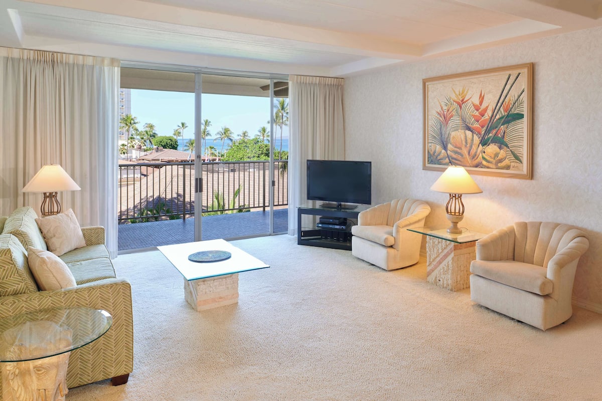 Suite, 1 Bedroom, Ocean View | Premium bedding, in-room safe, individually decorated