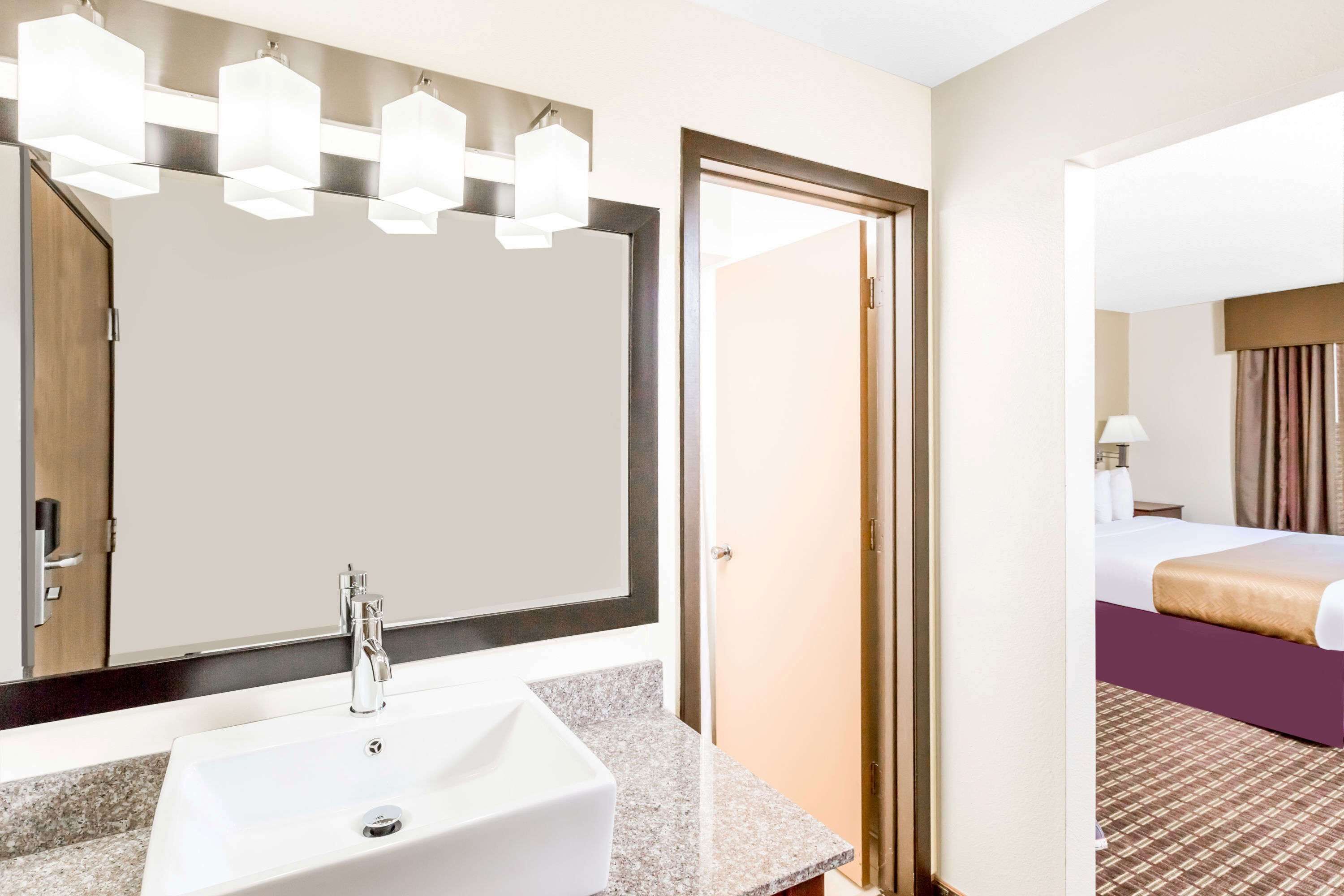 Secador de pelo y toallas