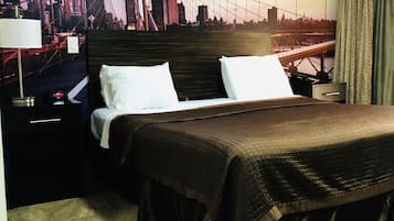 Premium bedding, in-room safe, desk, iron/ironing board