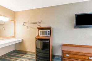 Soundproofing, free WiFi, bed sheets, alarm clocks