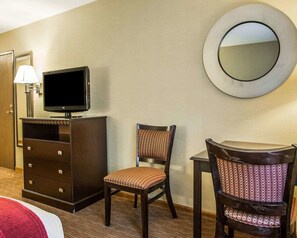 Standard Room, 2 Queen Beds, Non Smoking | Iron/ironing board, free WiFi, bed sheets, alarm clocks