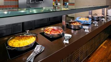 Daily buffet breakfast for a fee