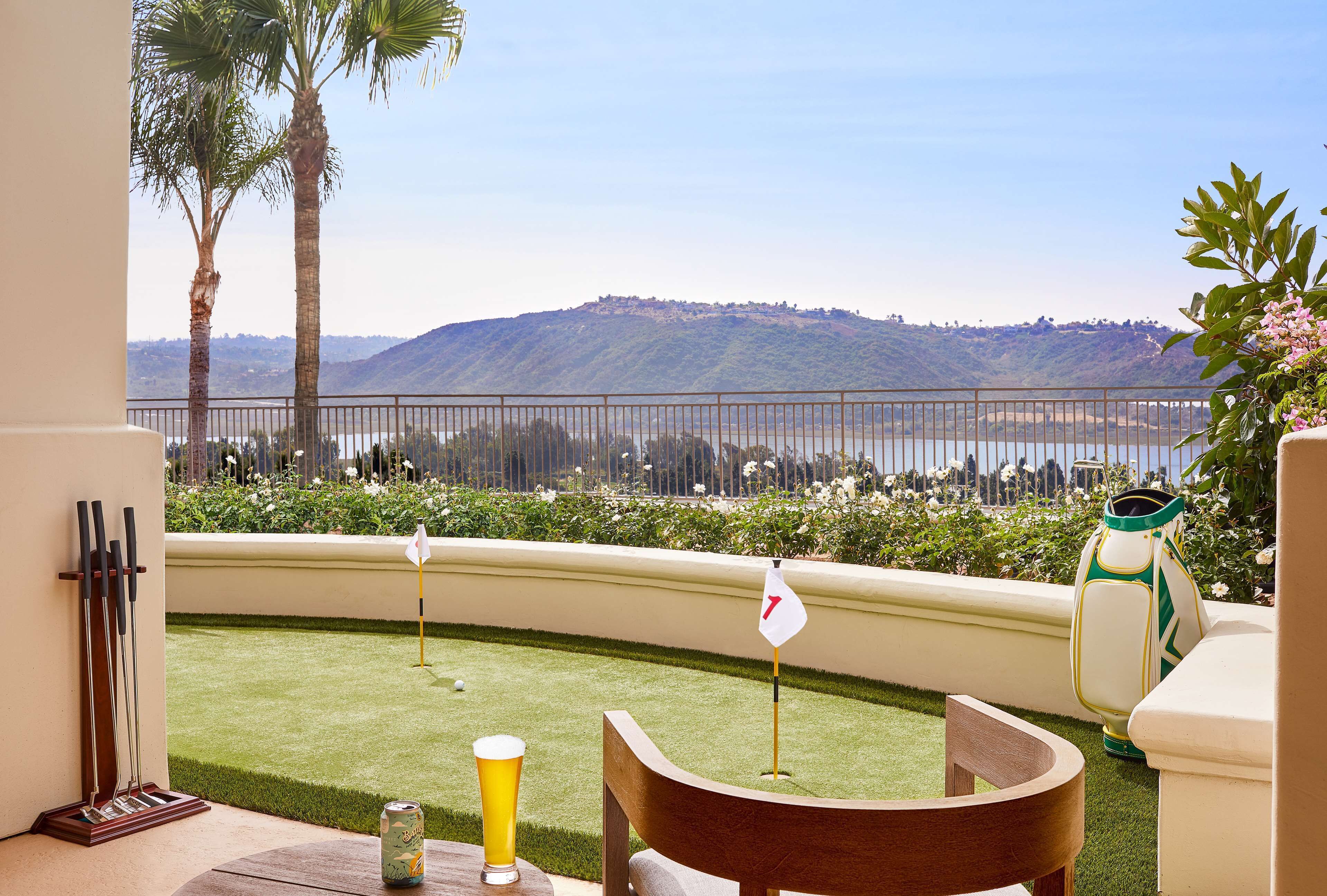 Palmer Suite | Premium bedding, down comforters, pillowtop beds, in-room safe