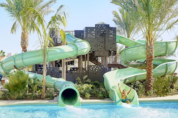 2 outdoor pools, cabanas (surcharge), pool umbrellas
